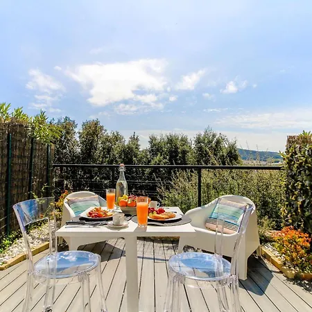 Select'sohome - Pour 2 Personnes A Deux Pas Du Centre-ville Du Lavandou Avec Parking Prive - Terrazza Apartment